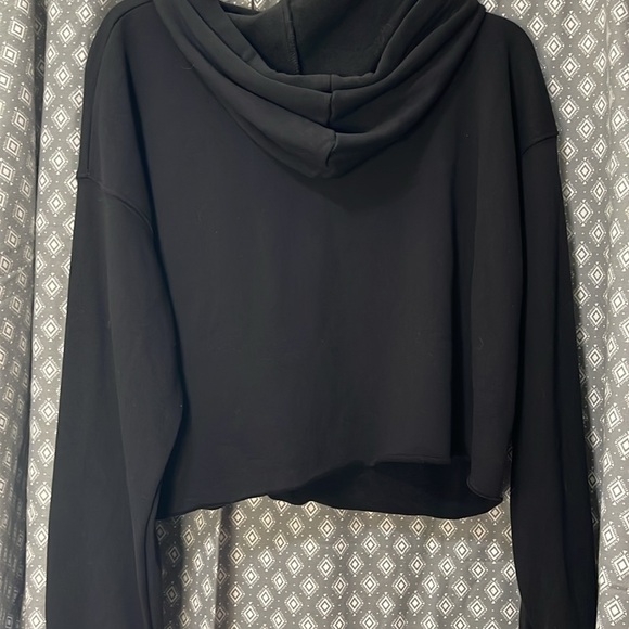 Crop hoodie - Picture 4 of 4